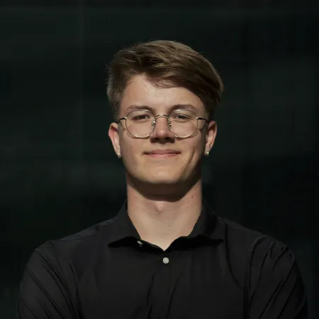 Viktor Mangor